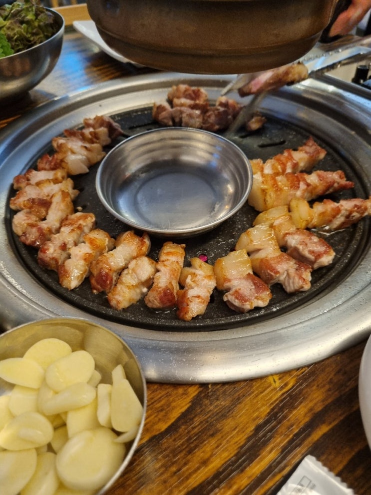  광주 봉선동 고기 맛집 '옥돼지식당' 후기