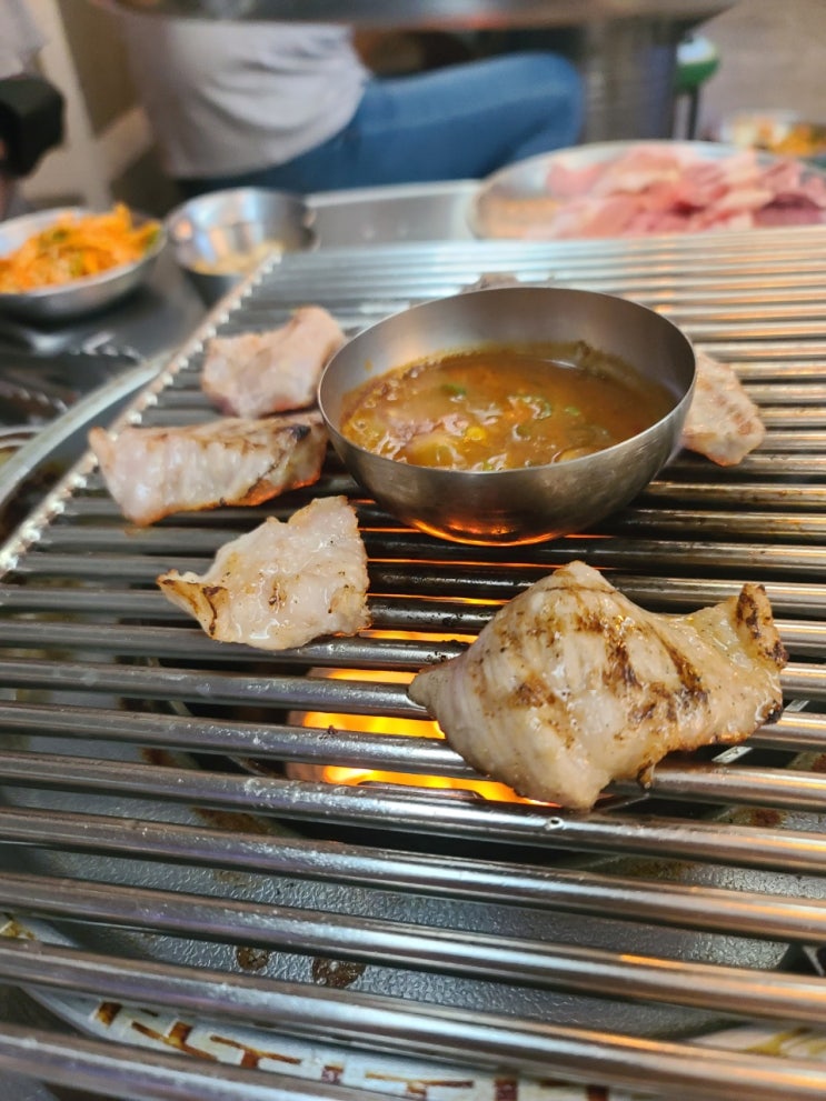  내돈내산 길동 무궁화 식당 돼지 특수부위 전문점