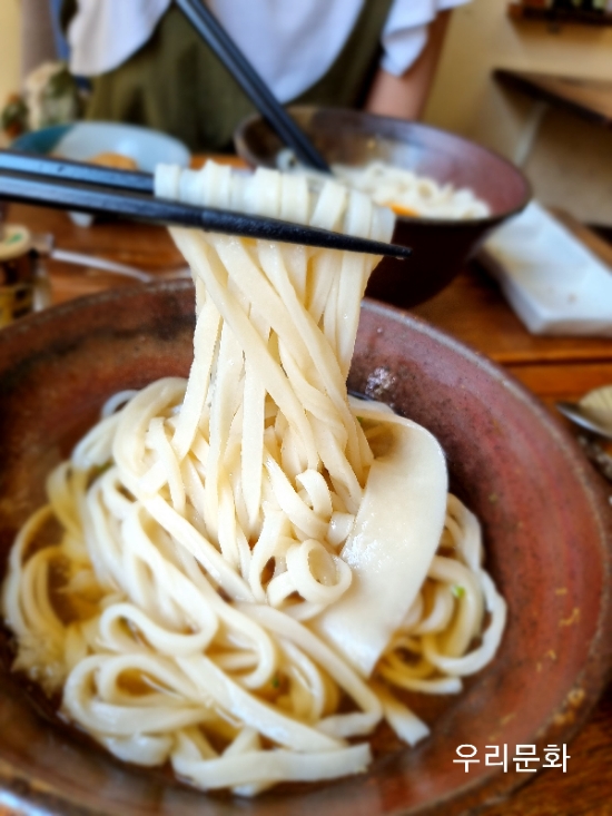 명지대 앞 줄서도 못먹는 진심 우동 맛집 ! 가타쯔무리