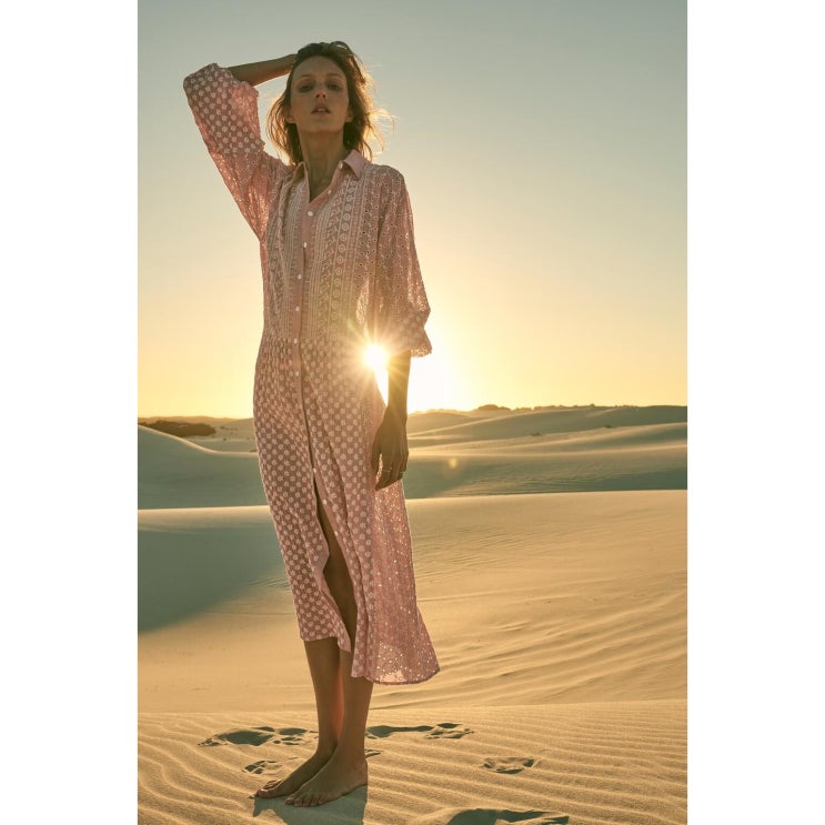 가성비 뛰어난 zara 자라 봄여름 여성신상 모던 여신 스타일 패션 캐주얼 핑크 긴팔 벌룬 소매 미디 자수 원피스 04786107926 XJ393-991 좋아요 가성비 뛰어난 zara 자라 봄여름 여성신상 모던 여신 스타일 패션 캐주얼 핑크 긴팔 벌룬 소매 미디 자수 원피스 04786107926 XJ393-991 좋아요