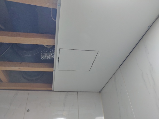 아래층 화장실 누수 처리-일상 생활 배상책임 보험의 중요성