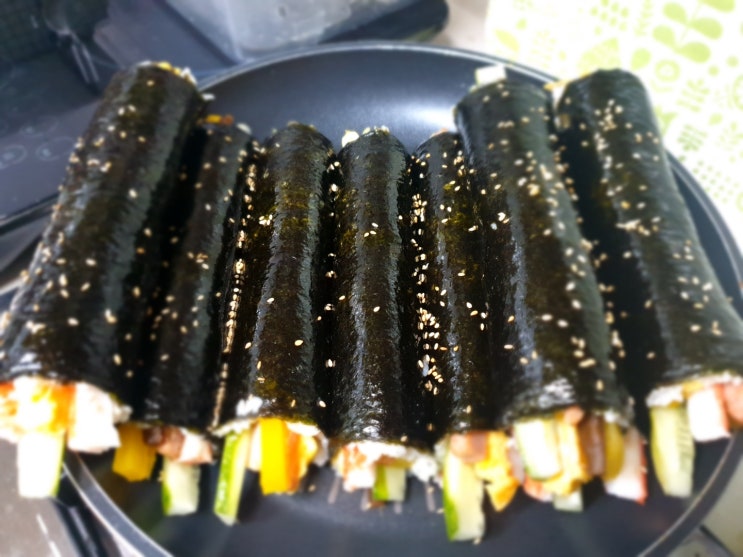  정신줄놓고 환장하게말은 김밥