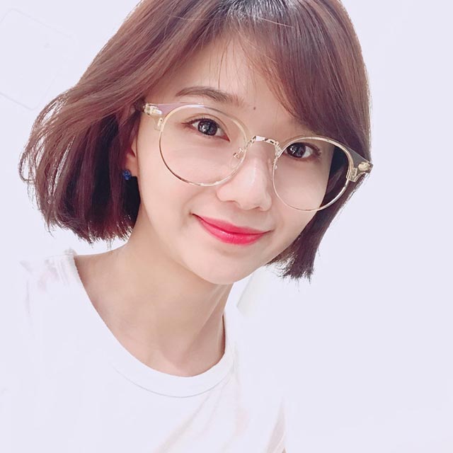 인기있는 (바이원아이즈) 오버핏 빅사이즈 투명 하금테 얼큰이 대두 안경테 ··· 인기있는 (바이원아이즈) 오버핏 빅사이즈 투명 하금테 얼큰이 대두 안경테 ···