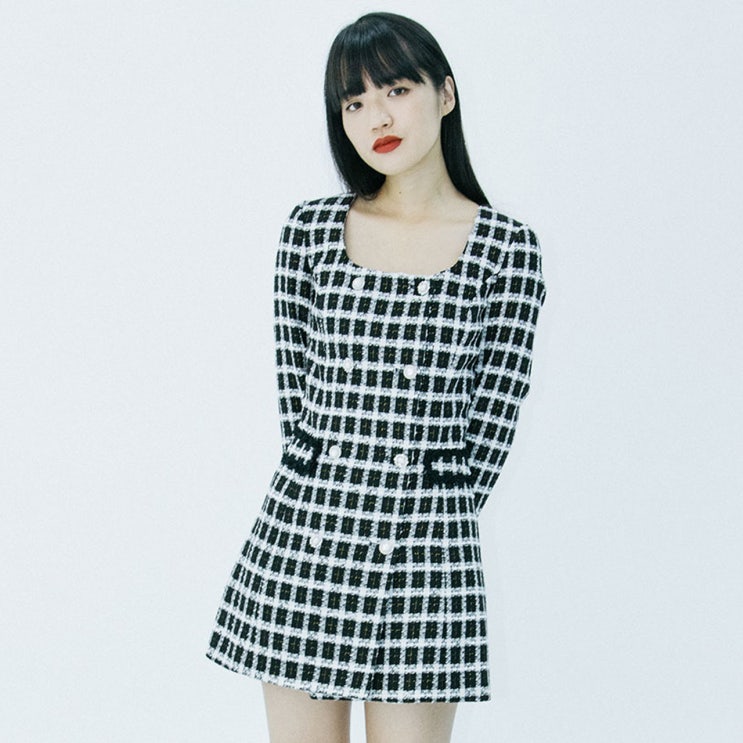 핵가성비 좋은 낫유어로즈 Tweed double button dress 추천해요 핵가성비 좋은 낫유어로즈 Tweed double button dress 추천해요