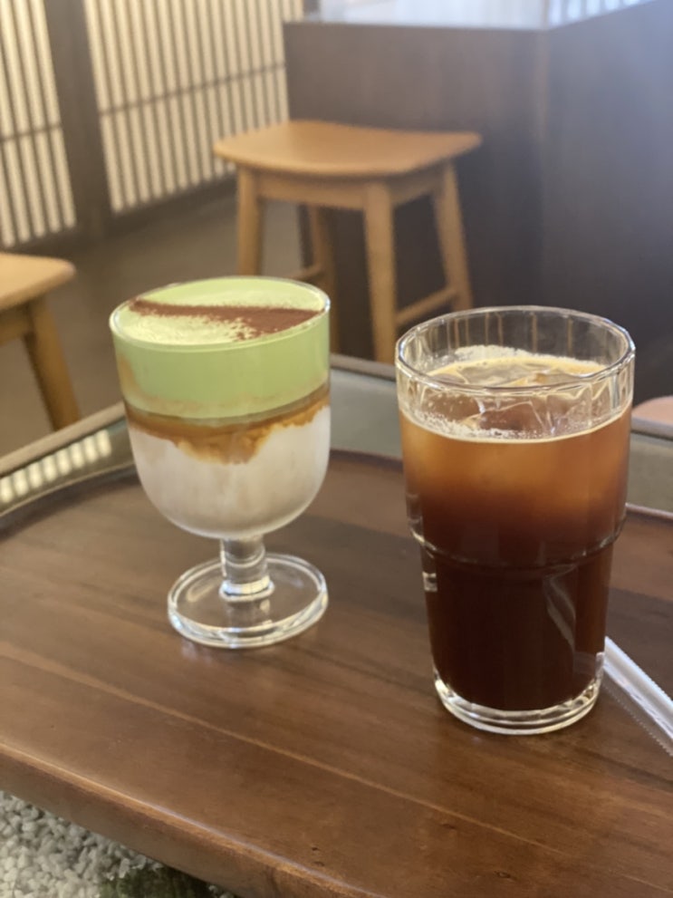  [홍대/연남] 오랜만에 연남동 데이트 툭툭누들타이 / 루트커피 / 돼지명가