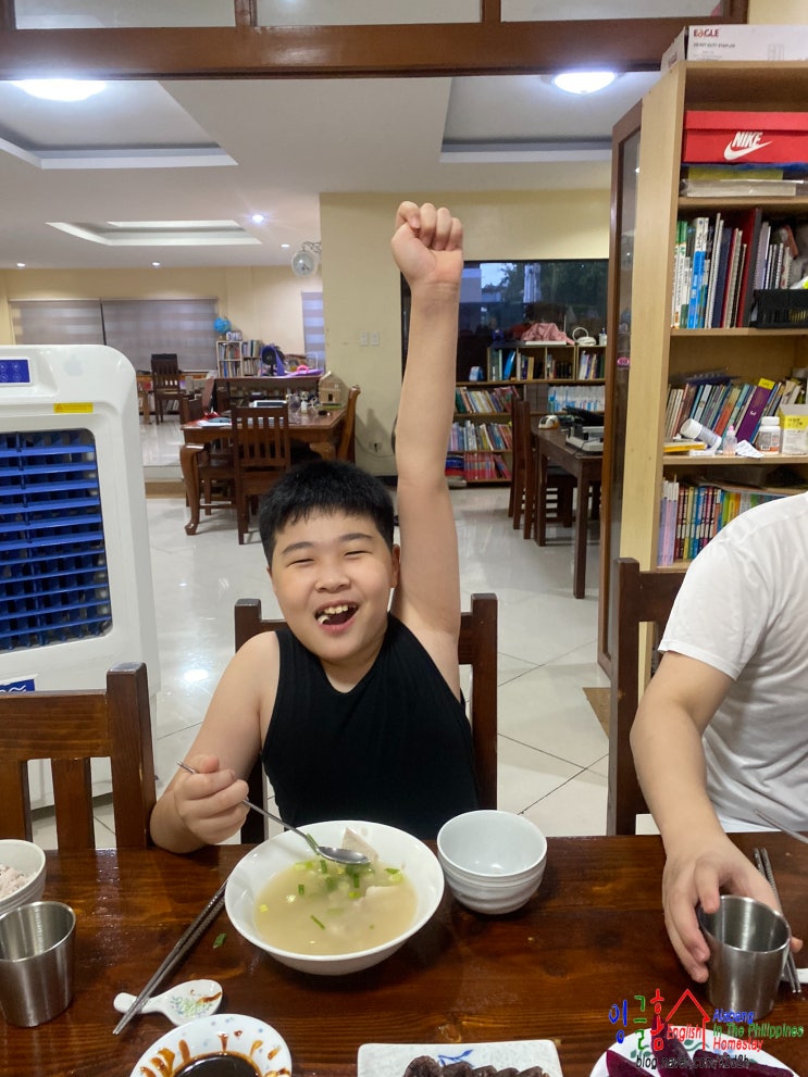  필리핀 유학 잘 먹고 열공하고 이것이 진정한 필리핀 유학!