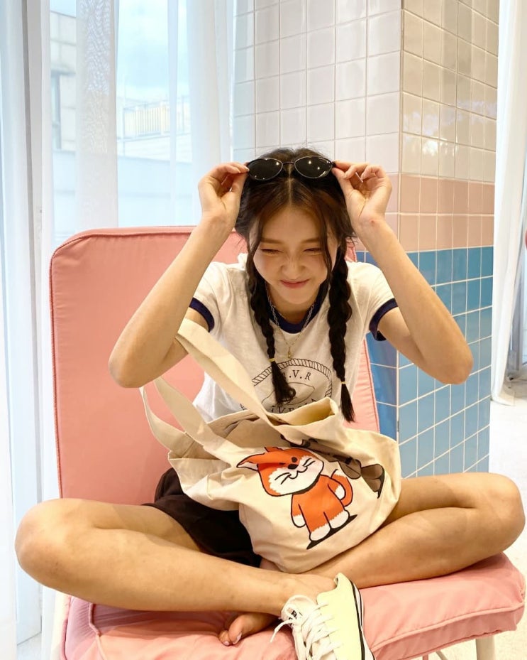 210804 오마이걸 유아 인스타그램