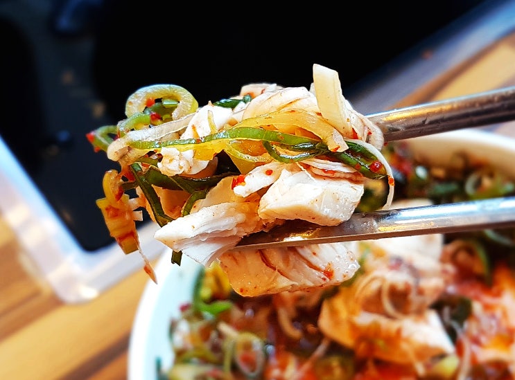 다가오는 말복날 삼계탕 대신 장유 율하맛집 이사부닭한마리에서 닭한마리 전골로 몸보신하세요 다가오는 말복날 삼계탕 대신 장유 율하맛집 이사부닭한마리에서 닭한마리 전골로 몸보신하세요
