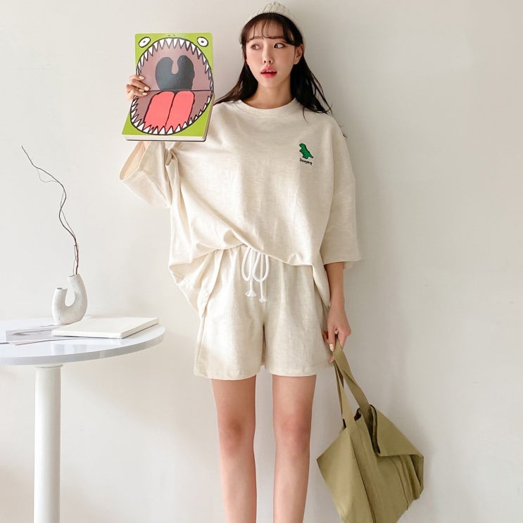 선호도 좋은 쉬즈아츠 공룡 트레이닝복세트 트레이닝복 세트 츄리닝 반팔 SET (3color) 국내제작 추천합니다 선호도 좋은 쉬즈아츠 공룡 트레이닝복세트 트레이닝복 세트 츄리닝 반팔 SET (3color) 국내제작 추천합니다