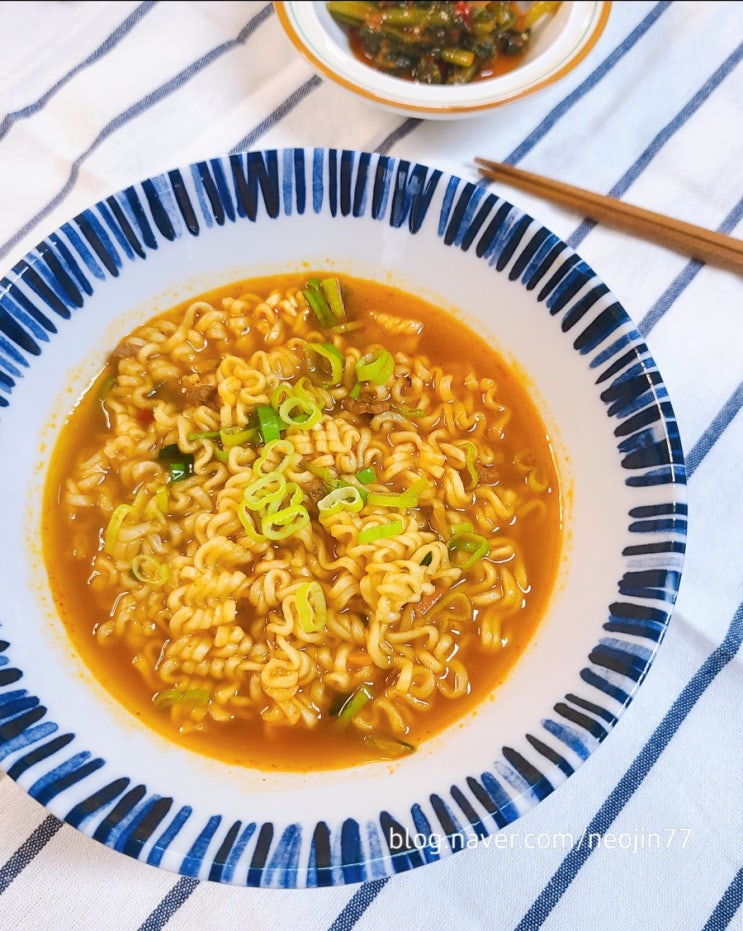 아침에라면 한그릇 라면맛있게끓이는법 기본에 충실 라면은 맛있다