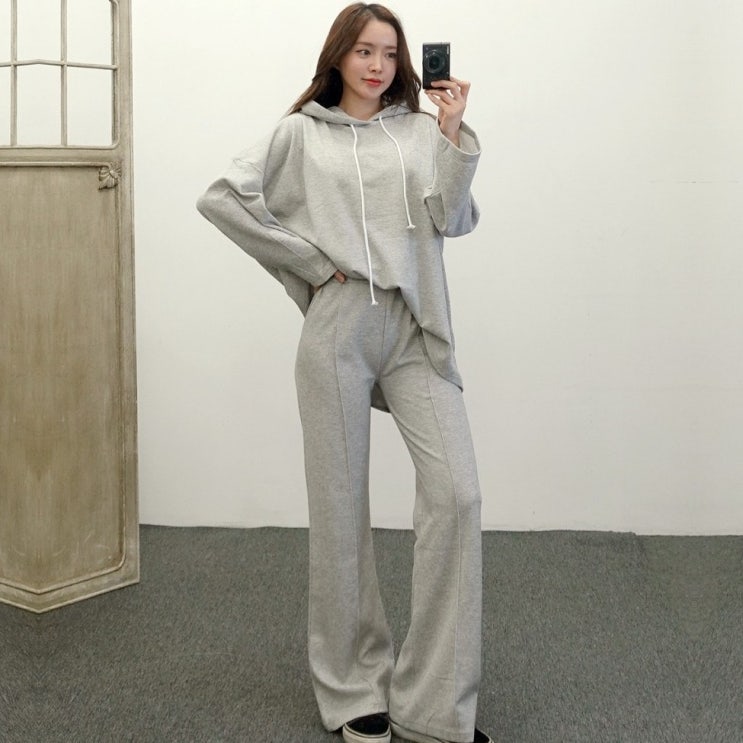 핵가성비 좋은 이힝 봄신상 상하의 롱후드 긴팔 핀탁 부츠컷 트레이닝세트 추천해요 핵가성비 좋은 이힝 봄신상 상하의 롱후드 긴팔 핀탁 부츠컷 트레이닝세트 추천해요