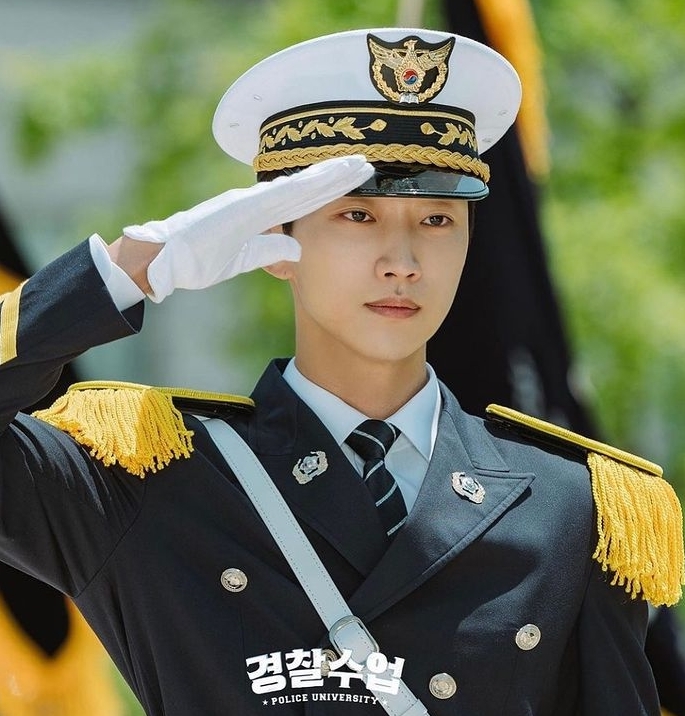 경찰수업 차태현 진영 정수정 몇부작 인물관계도 작가 촬영지 월화 드라마 경찰수업 차태현 진영 정수정 몇부작 인물관계도 작가 촬영지 월화 드라마