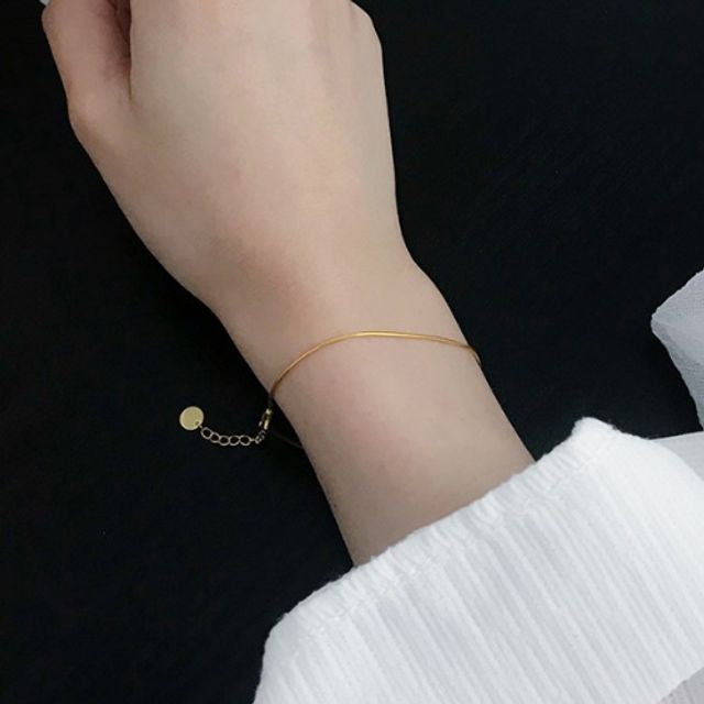 많이 찾는 여성패션팔찌 실버 악세사리팔찌 실팔찌 다양한코디 좋아요 많이 찾는 여성패션팔찌 실버 악세사리팔찌 실팔찌 다양한코디 좋아요