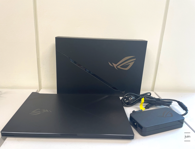  멀티태스킹으로 써봤던 게이밍 노트북 ASUS ROG ZEPHRUS(GX703)