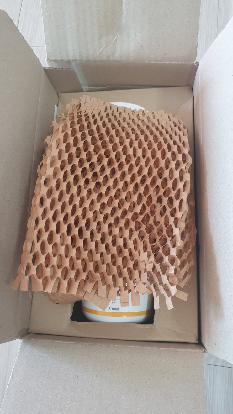  개 깔끔 강아지 탈취제  하얀 이랑 사용한 후기 올려요!