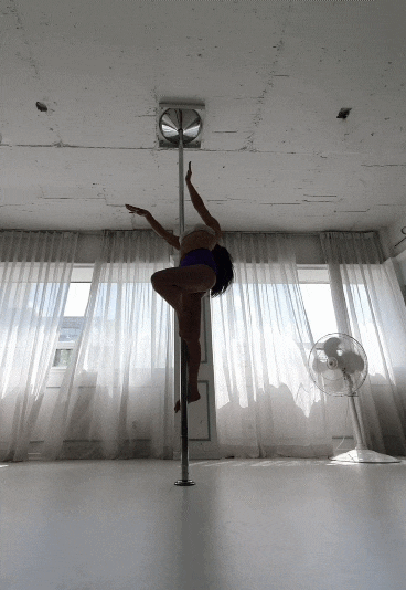 폴 댄스 발바닥 컨택하는 동작 - 발 근육 강화 방법