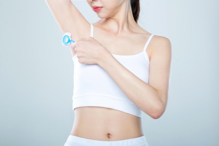  겨드랑이에 털이 나는 이유와 제모 후 습진 예방을 위한 관리