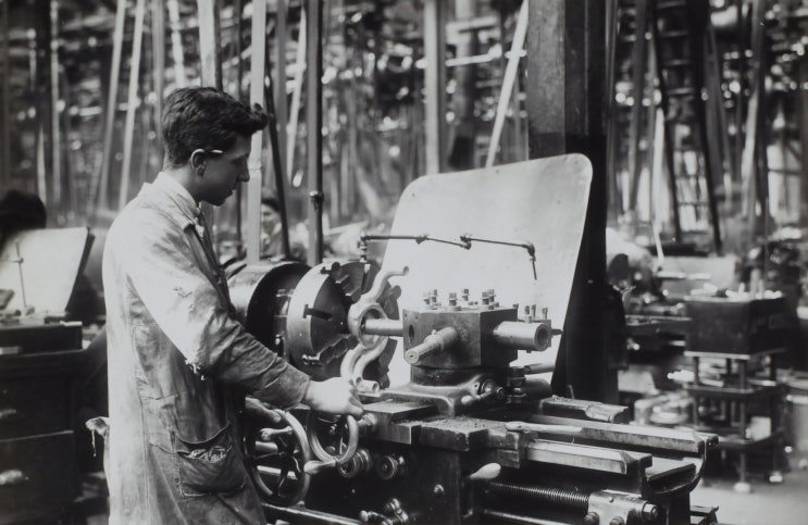 기계정비산업기사 Industrial Engineer Machinery Maintenance 기계정비산업기사 Industrial Engineer Machinery Maintenance