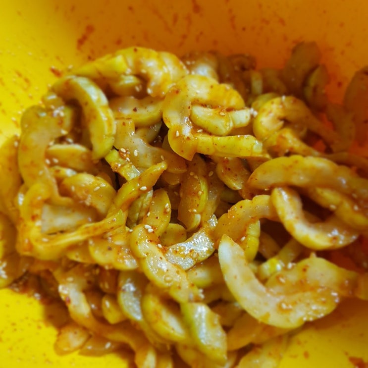  물없이 청참외 장아찌 만들기/아삭아삭 청참외 장아찌 무침