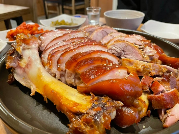  족발야시장 신림점 ; 신림역 족발, 오픈기념 소주 1+1에 야들야들한 족발을