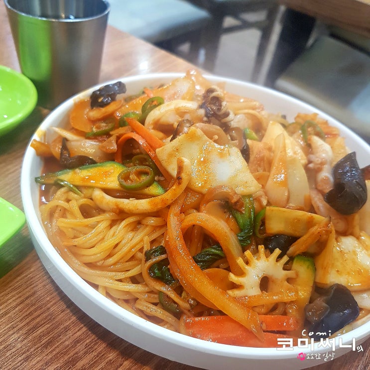 천호동 자전거 거리 내 숨은 맛집 "짬뽕하면 왕짬뽕" 볶음짬뽕 맛나다 (매장식사&포장) 천호동 자전거 거리 내 숨은 맛집 "짬뽕하면 왕짬뽕" 볶음짬뽕 맛나다 (매장식사&포장)