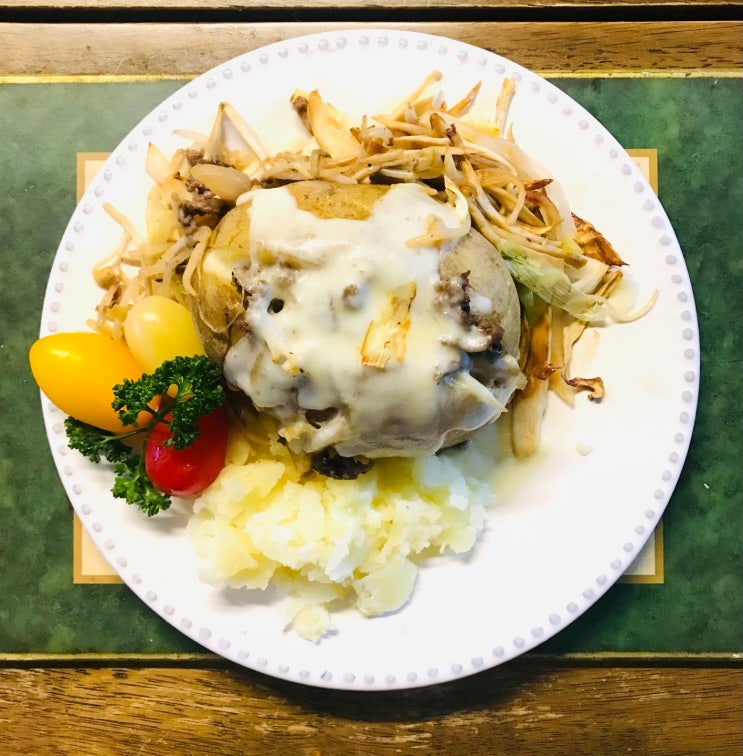  영국식 통감자구이; 불고기 자켓포테이토 (Jacket Potatoes)만들기