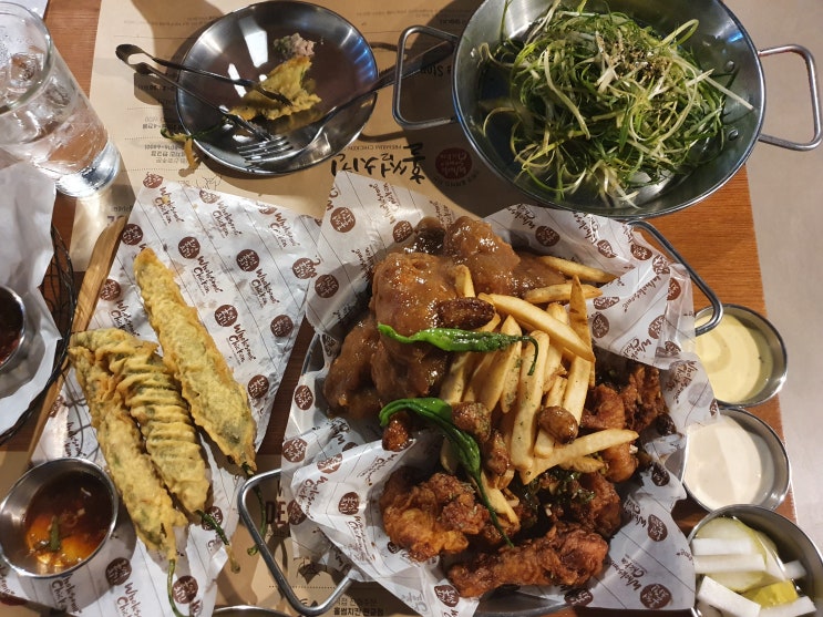  판교 홀썸치킨, 오랜만에 치킨먹고 옴