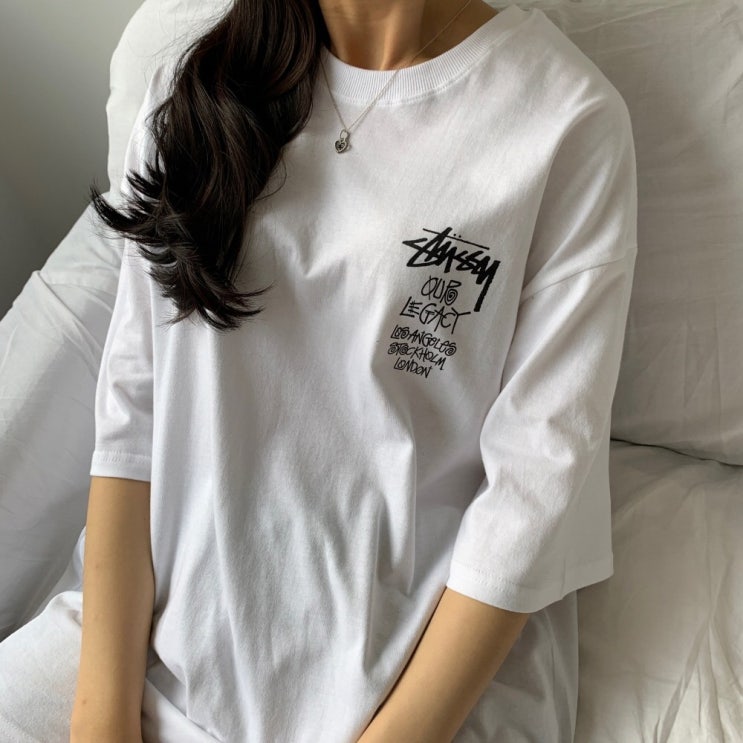 리뷰가 좋은 남녀공용 ST 아워레 오버핏 반팔 티셔츠 추천해요 리뷰가 좋은 남녀공용 ST 아워레 오버핏 반팔 티셔츠 추천해요