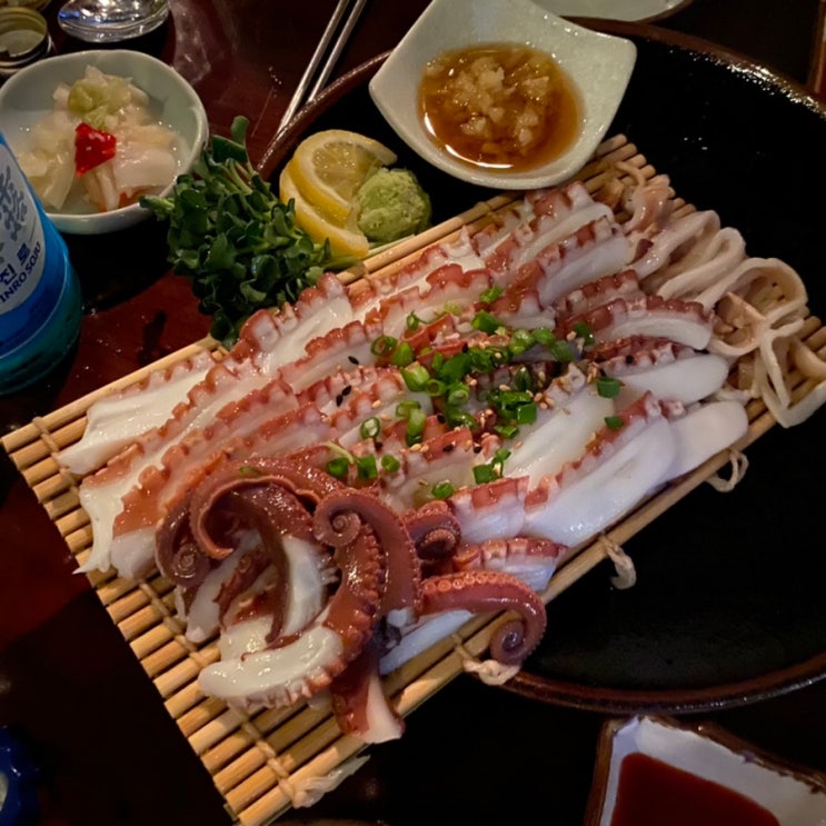 [연남동] 연남동해산물맛집 문어숙회와 간장새우밥 해장라면까지 ‘연피랑’