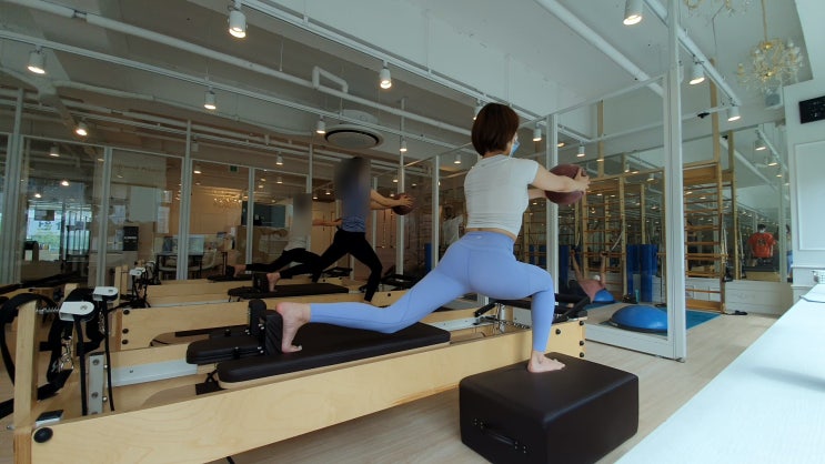 힙딥 원인 알고 상동 필라테스에서 힙딥 운동으로 건강한 뒤태만들기 힙딥 원인 알고 상동 필라테스에서 힙딥 운동으로 건강한 뒤태만들기