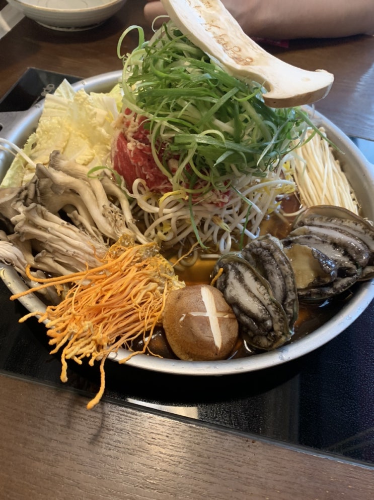 산해진미가 다 모여있는 청주막국수맛집 정다운샤브막국수 복대본점