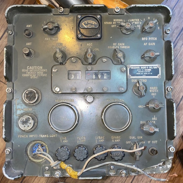 WESTERN ELECTRIC RECEIVER RADIO R-392-/URR 군용수신기