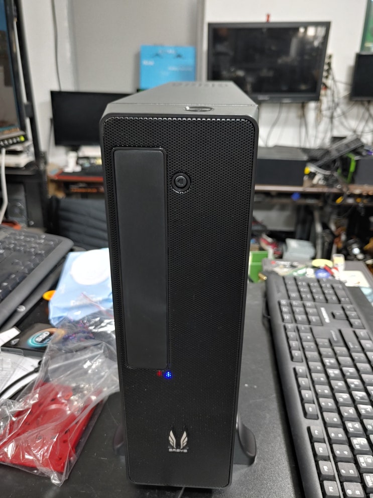  라이젠 4700s 조립 rx550 슬립 케이스 셋팅 후면 측면 쿨러 추가장착