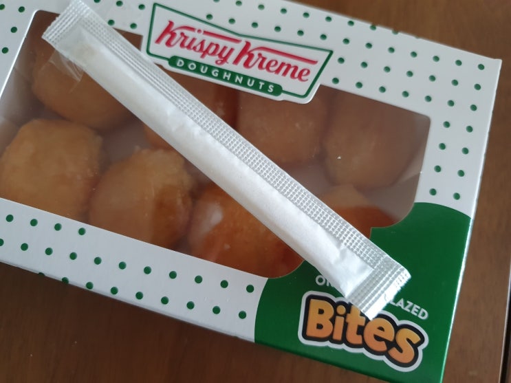  [간식리뷰] 동글동글 귀여운 크리스피크림 신상 오리지널 바이츠 ORIGINAL GLAZED BITES 신메뉴 추천/가격/칼로리/맛/솔직후기
