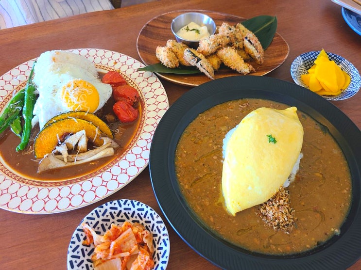 서귀포맛집 감성식당 테이블앤데스크 오믈렛카레 서귀포맛집 감성식당 테이블앤데스크 오믈렛카레