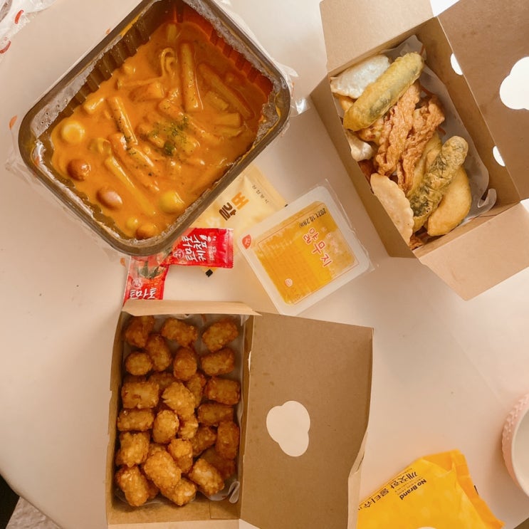  삼첩분식 로제떡볶이 완전 내취향!!! 삼첩분식 메뉴도 다양해요~~ 정말 맛있게 잘먹었습니다:) (feat.삼첩분식 마라로제)