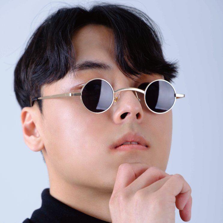 인지도 있는 띨띨이 선글라스[레옹 검정 패션 인싸 선물 웃긴 졸업 행사 파티 생일 친구 촬영 소품 연말 여행 작은 병맛 커플 벌칙 유튜브 용품 기념 졸업식 송년회 특이한 독특한 참 인지도 있는 띨띨이 선글라스[레옹 검정 패션 인싸 선물 웃긴 졸업 행사 파티 생일 친구 촬영 소품 연말 여행 작은 병맛 커플 벌칙 유튜브 용품 기념 졸업식 송년회 특이한 독특한 참