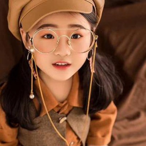 잘나가는 안경줄 선글라스 스트랩 안경 걸이 남자 여자 공용 목걸이 어린이 원테 평광경 여아 밴드 체인 메탈테 안경테 키즈 스테이지 런웨이 장식 패션 추천해요 잘나가는 안경줄 선글라스 스트랩 안경 걸이 남자 여자 공용 목걸이 어린이 원테 평광경 여아 밴드 체인 메탈테 안경테 키즈 스테이지 런웨이 장식 패션 추천해요