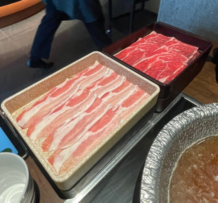  광화문 디타워 모던샤브하우스(무한리필 샤브샤브)