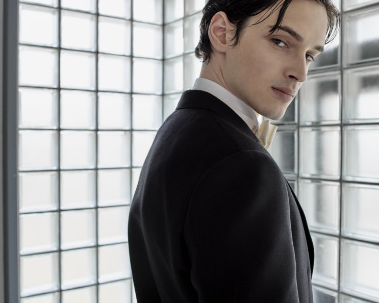  2021 PAVONE LOOKBOOK <peaked tuxedo>