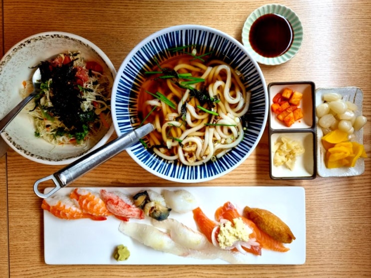  순천 중앙동 맛집 스시마루 회덮밥과 우동 무료 초밥 점심특선