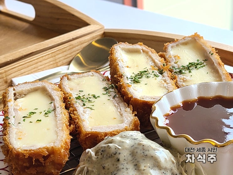  대전 읍내동 치즈돈까스 메밀소바 맛집 소륜소반