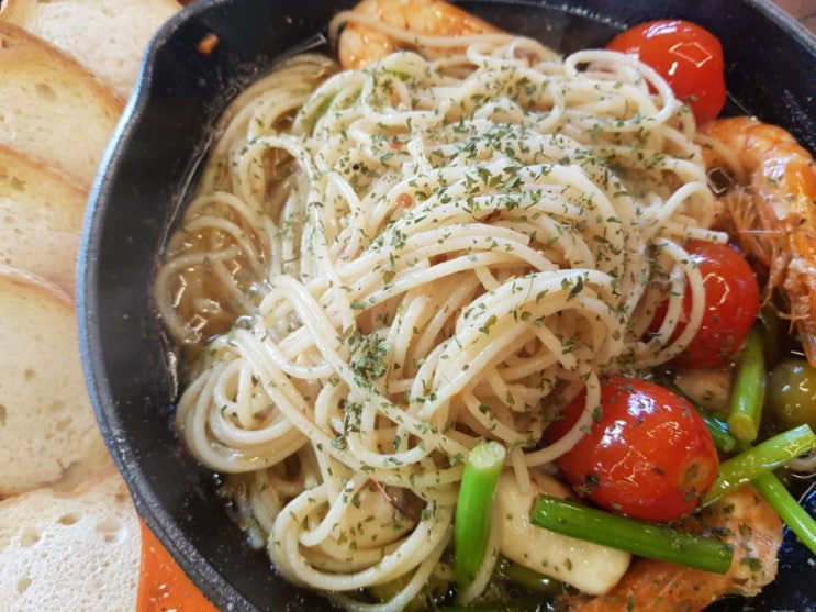  치킨의민족 청량리전농점 치킨, 감바스맛집