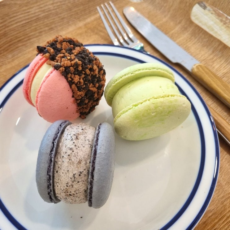  콩설기 마카롱 :: 1,500원 뚱카롱으로 유명한 부평 남부역 카페