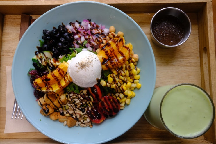  양산중부동맛집 어지샐러드앤포케 양산핫플레이스에서 힙한 샐러드 드셔보세요
