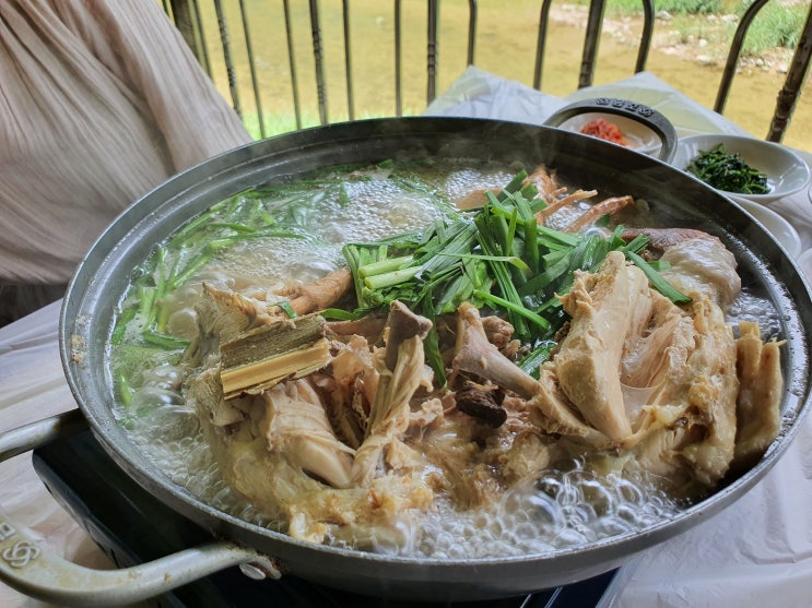  홍천 수타계곡 백숙, 수타사입구의 종점식당