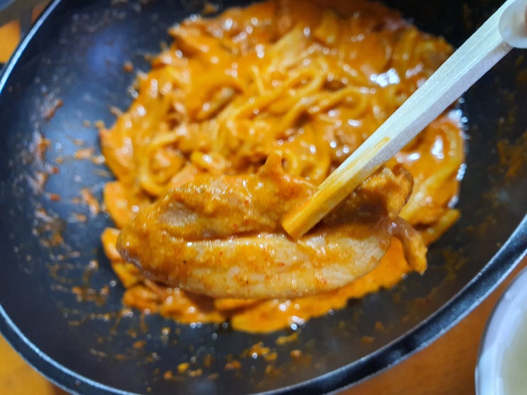  꼬꼬한끼 로제 순살 닭갈비 내돈내산 후기 (오리지날과 비교)