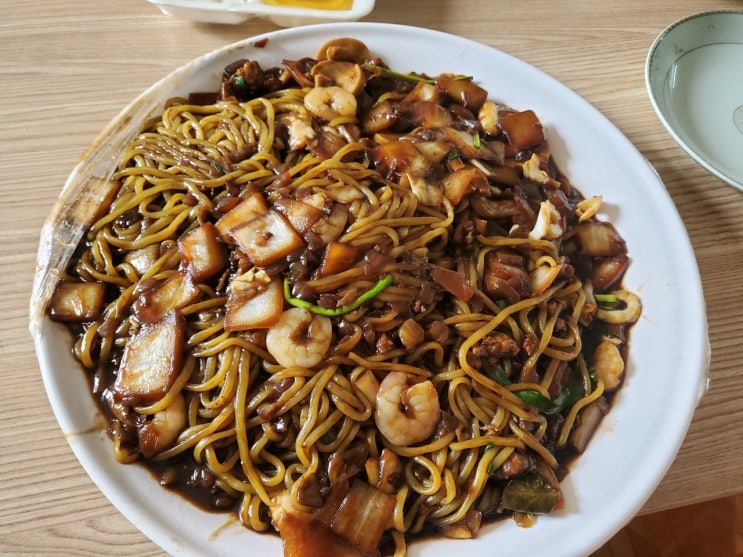  짜장면/쟁반짜장면/간짜장의 차이점 ?!