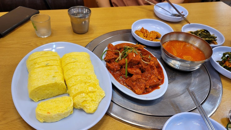  공덕맛집 굴다리 식당 김치찌개(제육 + 김치찌개 + 계란말이)