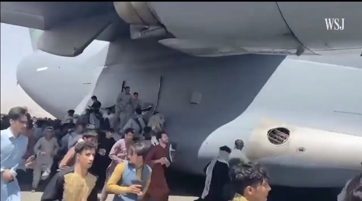 Kabul airport chaos